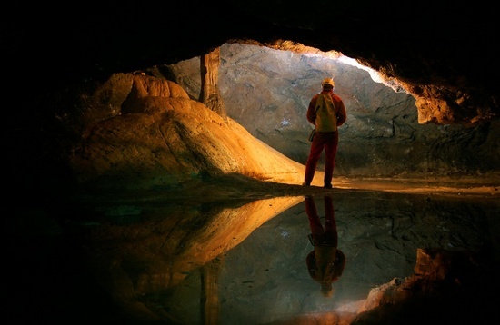 Espeleología en Pravia