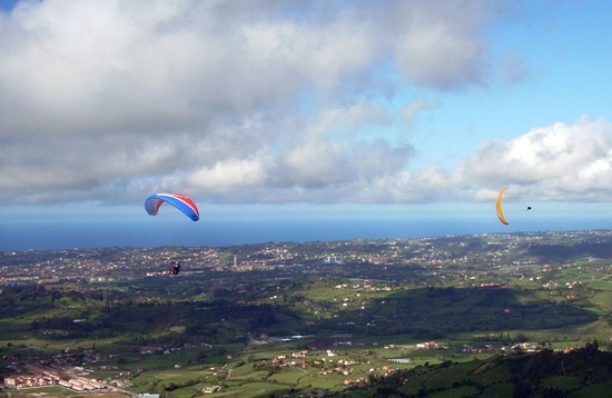 Vuelo en Parapente en Gijón